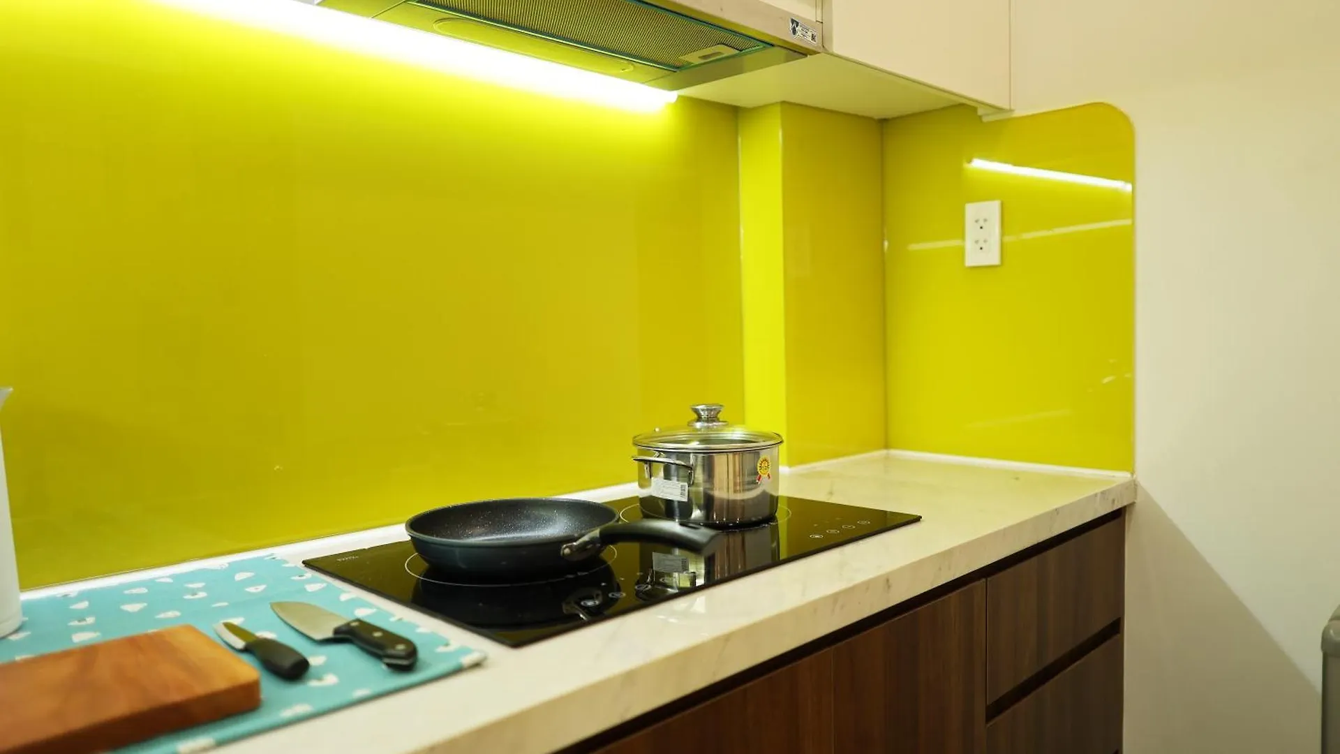 Karat Home Ho Chi Minh City Bed & Breakfast